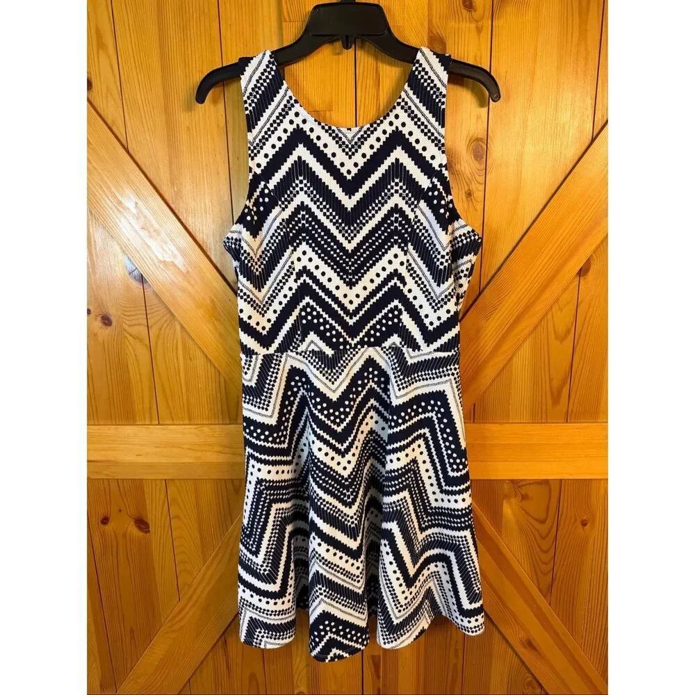 Maurices Black White Chevron Fit & Flare Sleeveless Dress Size Large (7917)